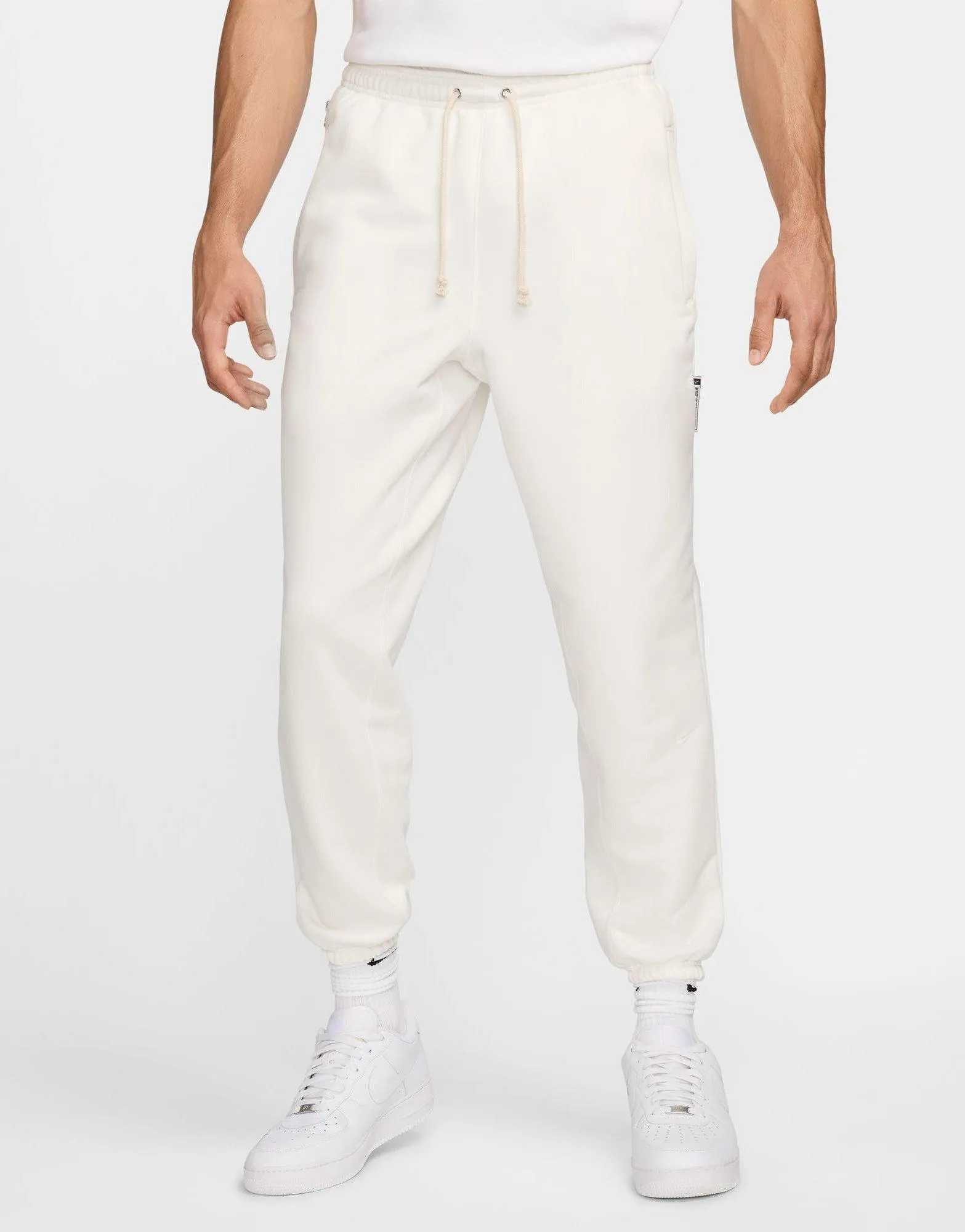 Active Movement ????? ?????? Dri-FIT Standard Issue | ?????