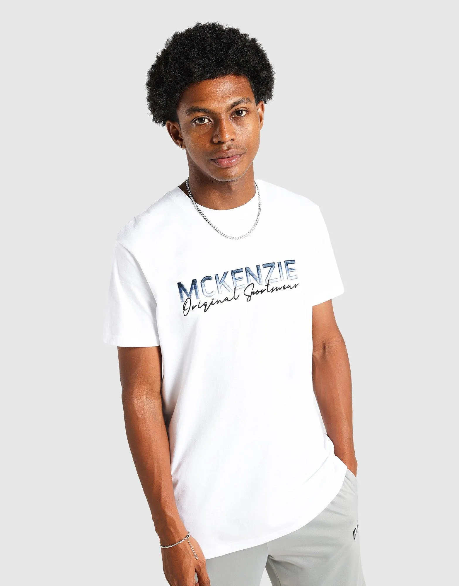 Casson T?Shirt Subtle Embroidery Timeless Layering