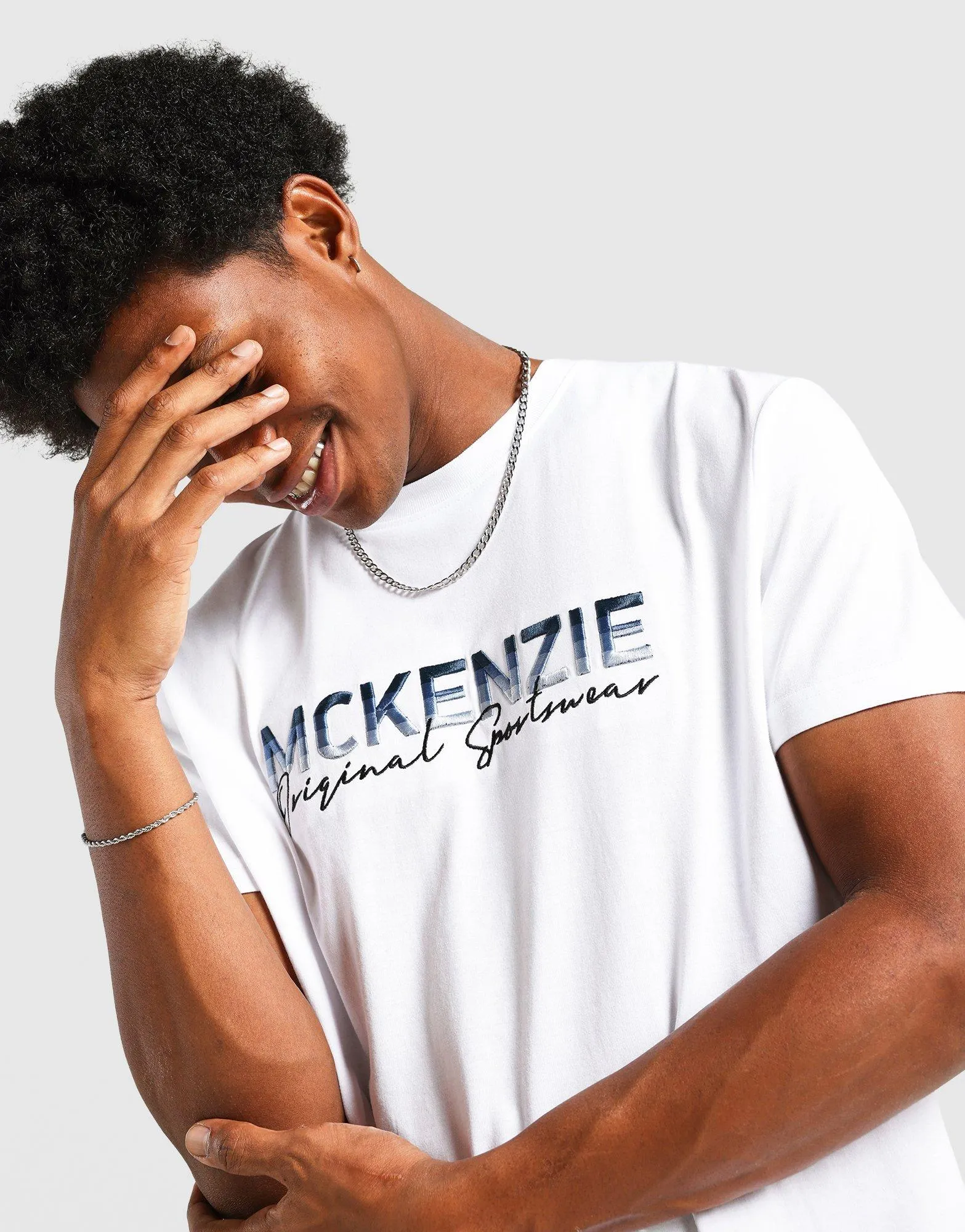 Casson T?Shirt Subtle Logo Placement Skin Friendly Lining