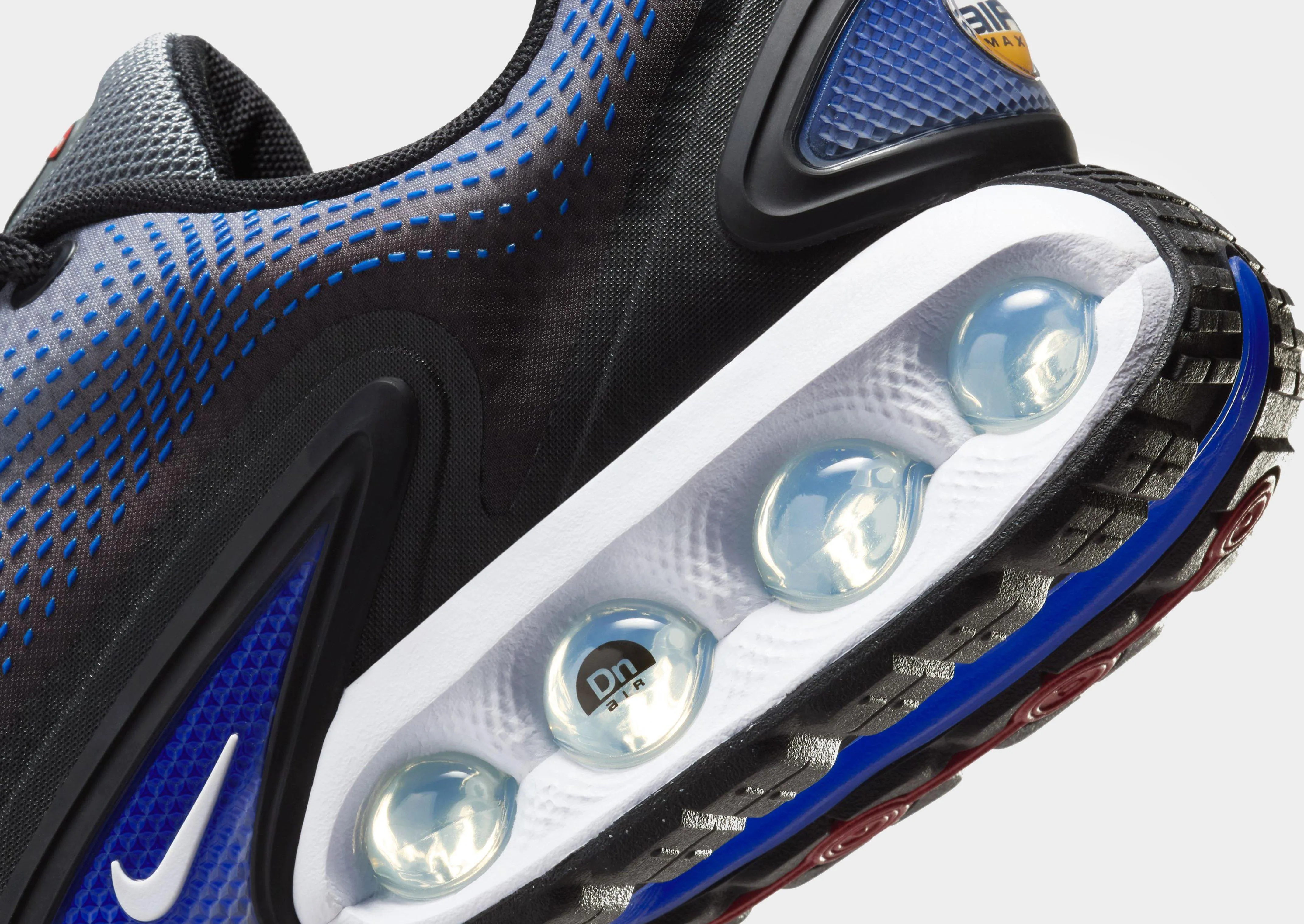 Air Max DN Breathable knit slim cut