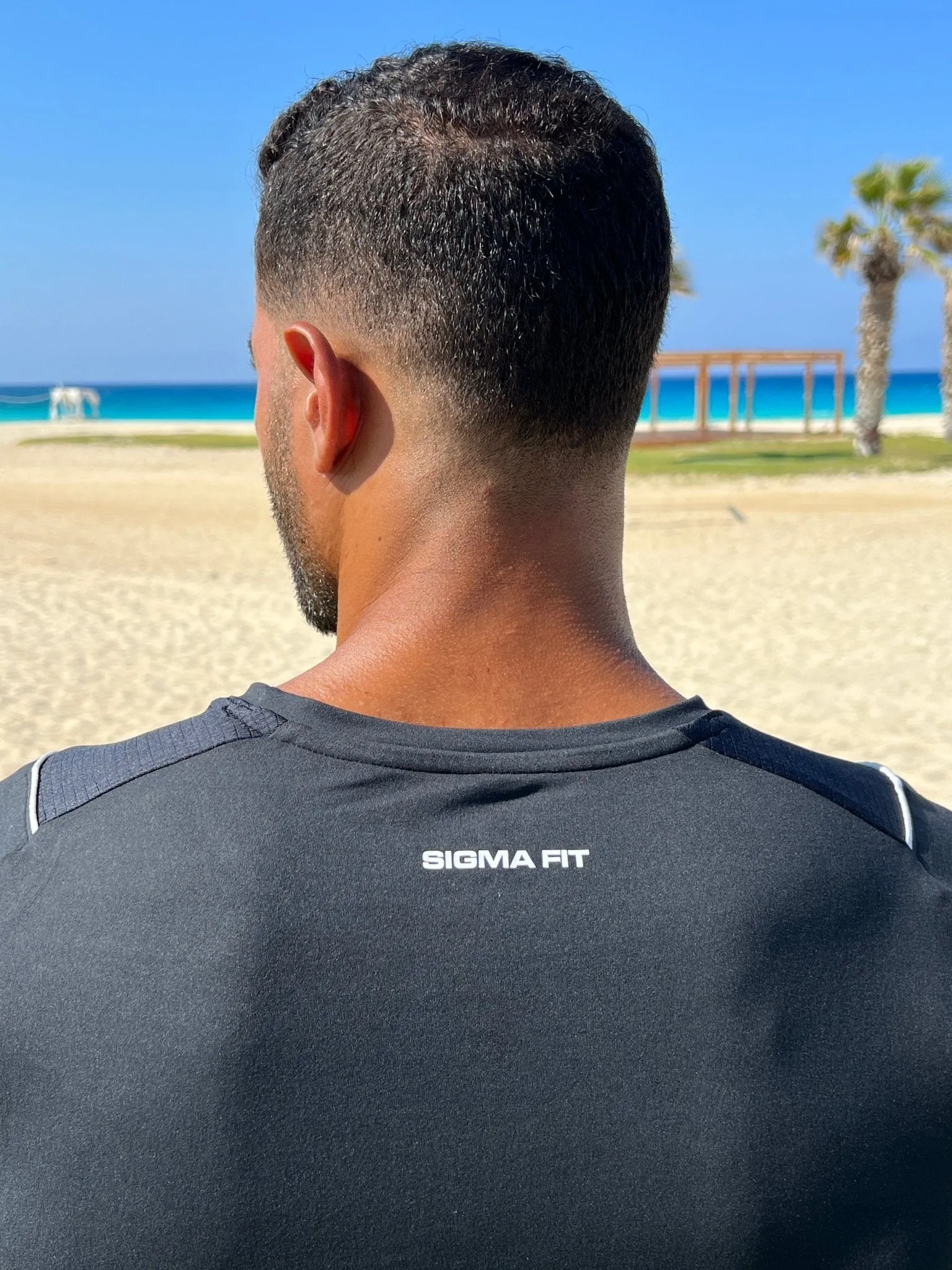 Durable materials Peace Flow REG-FIT T Black