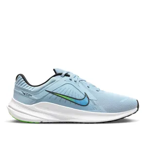 Trail running shoes for competitive male runners Nike Men's Quest 5 Road Running Shoes