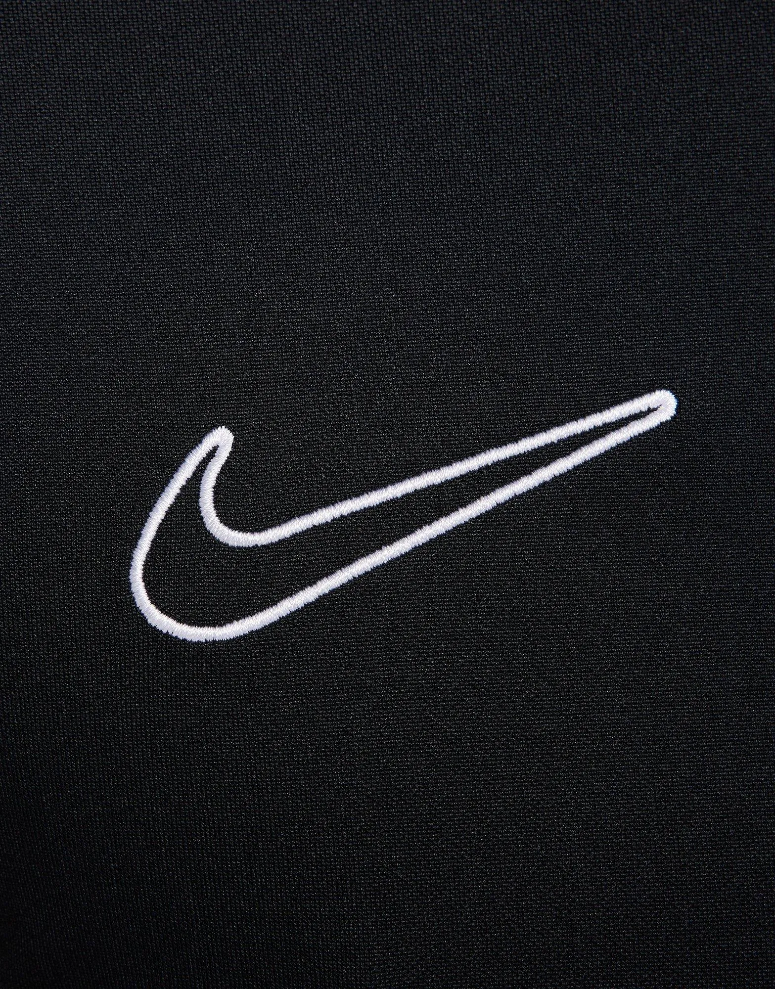 Dri-FIT Soccer Top Pocket Detailing