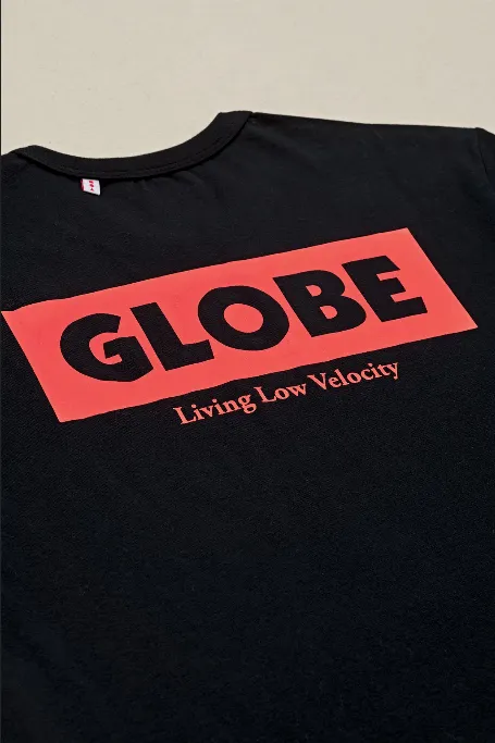 Boat neck style Globe maglietta manica corta da uomo Living Low Velocity Tee GB02130000-BLK nero