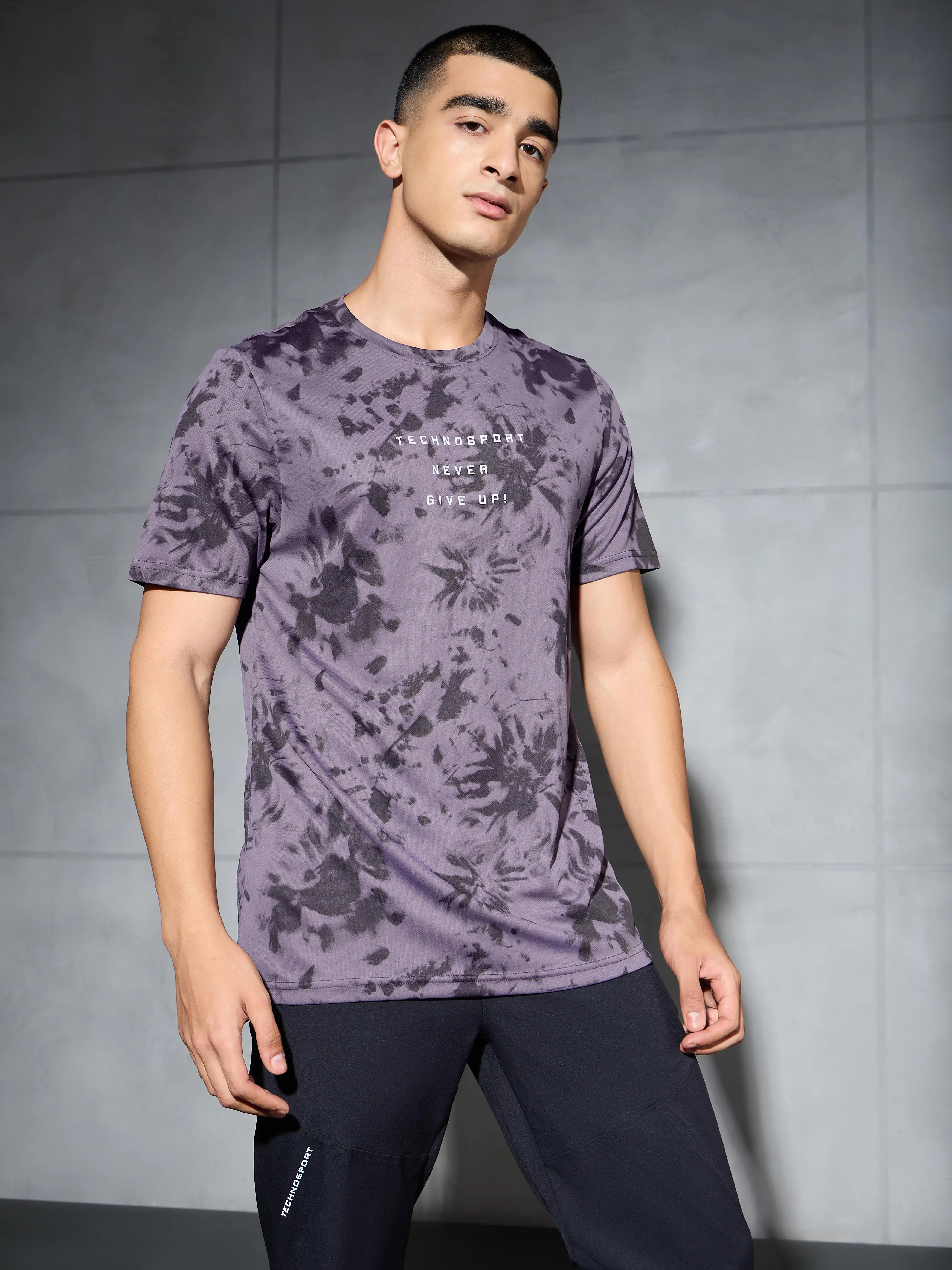 QuickDry Men Printed Slim Fit Round Neck T-shirt with TECHNOCOOL 