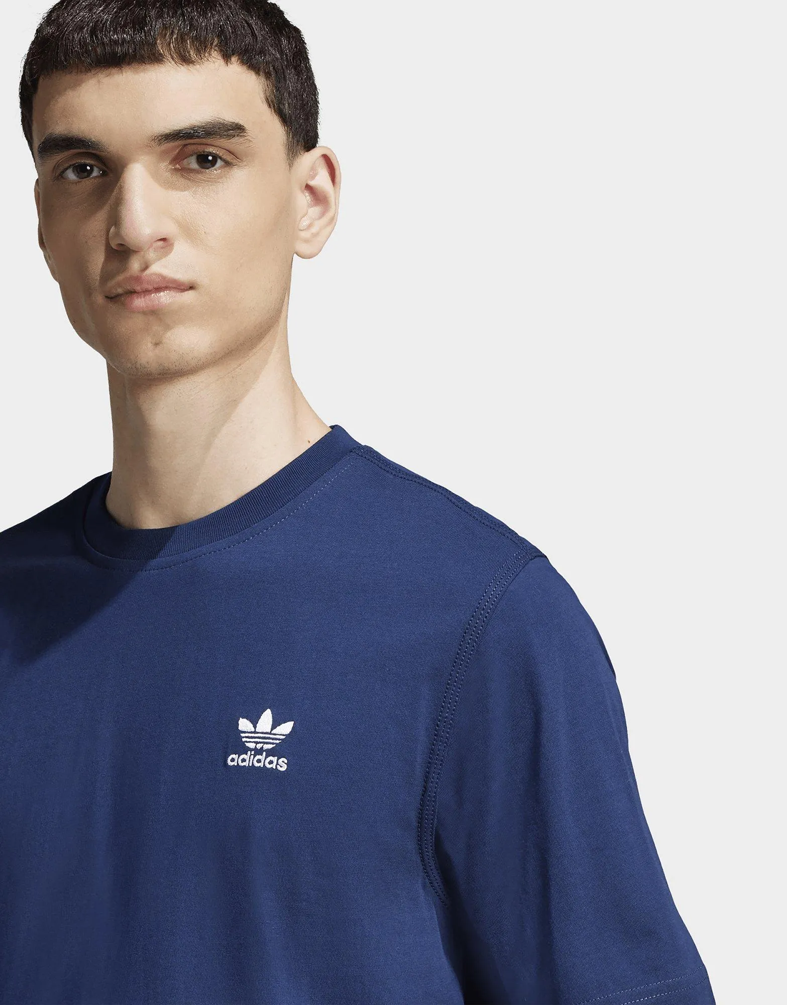 Trefoil Essentials T-shirt hypoallergenic material