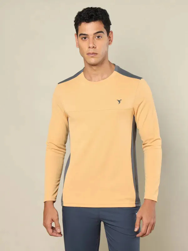 Men Colorblock Slim Fit Crew Neck T-shirt with TECHNO COOL  Comfortable Wear