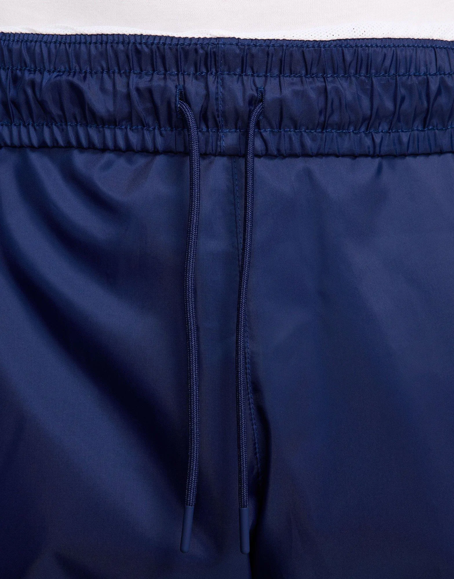 Sporty Capris Advanced Cushioning Windrunner Woven Pants