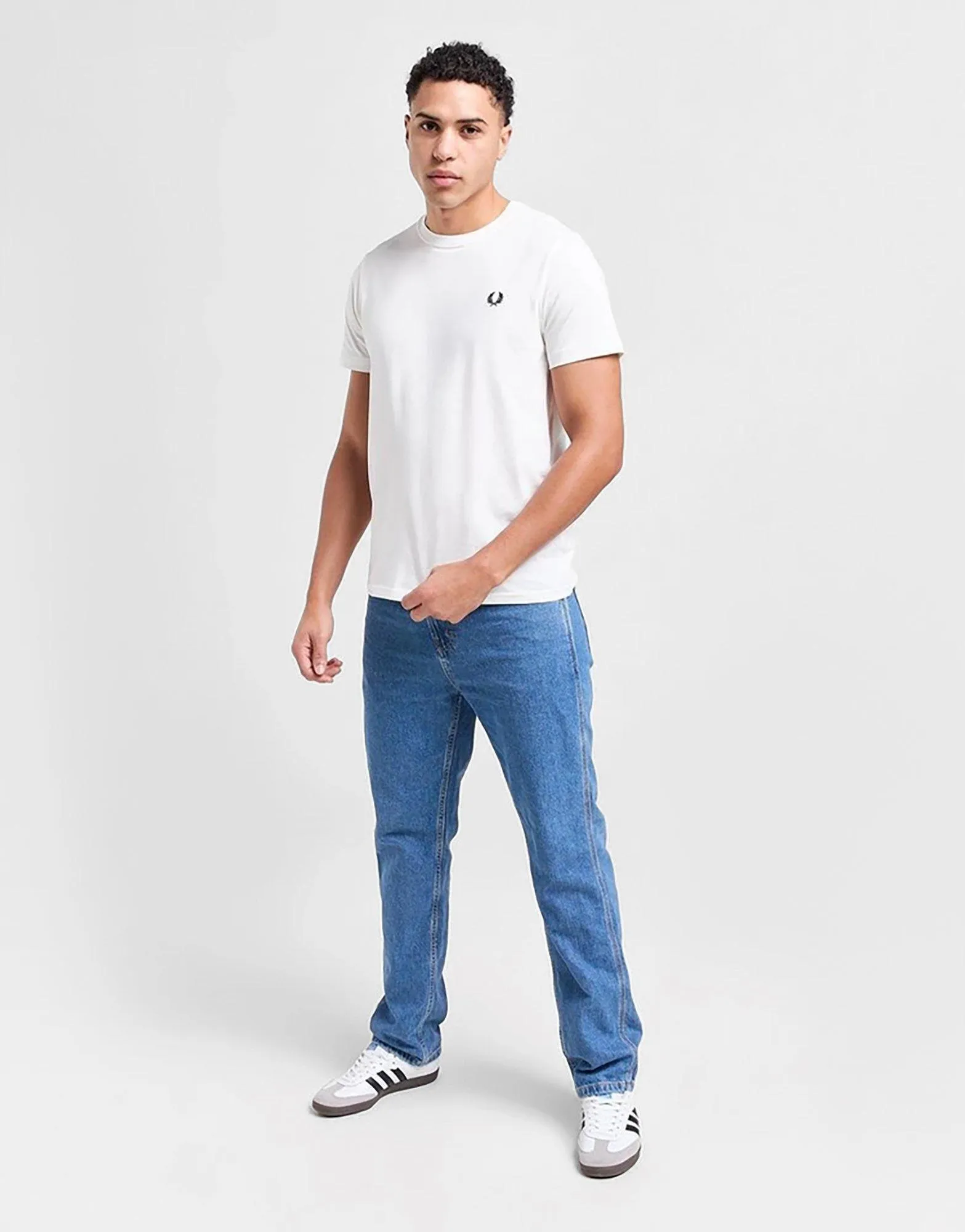 Crew Neck T-Shirt Day-to-Day Comfort Curved Hemline