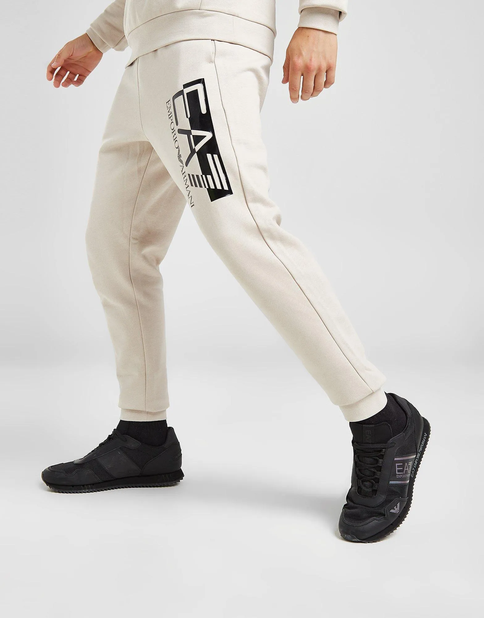 ????? ?????? Visibilty | ????? Contoured Waistband Sporty Capris
