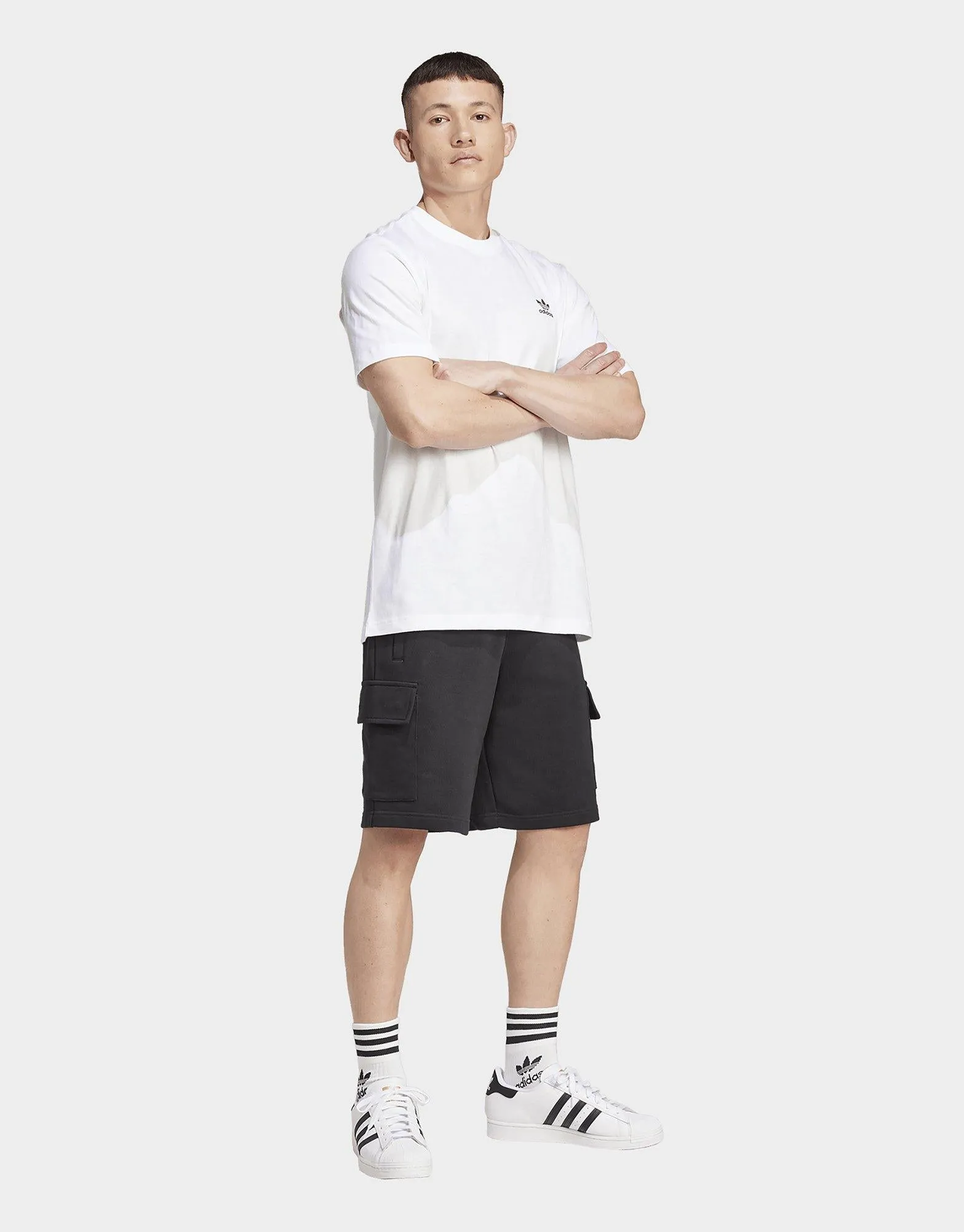 Trefoil Essentials T-Shirt monochromatic