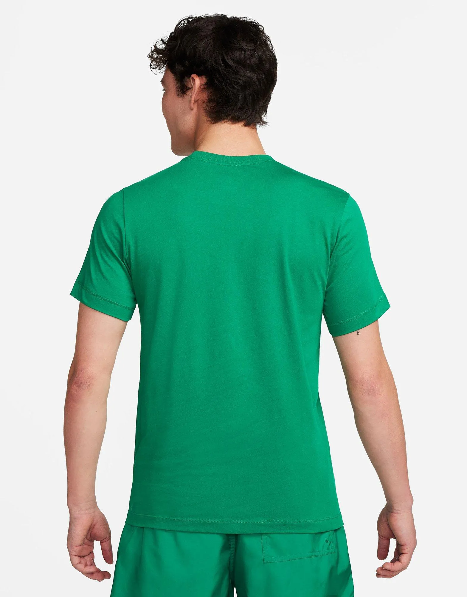 Lightweight Layer Versatile Style Sportswear Club T-Shirt