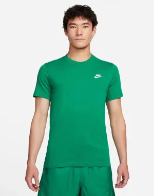 Sportswear Club T-Shirt SoftenedNeckline