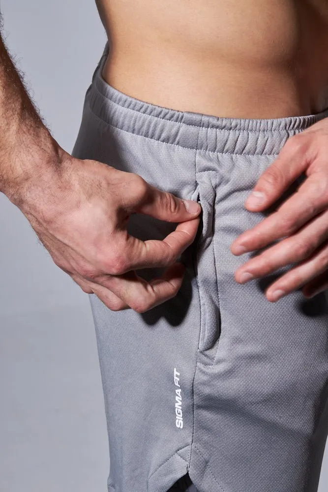 Maverik Short Gray Travel Light
