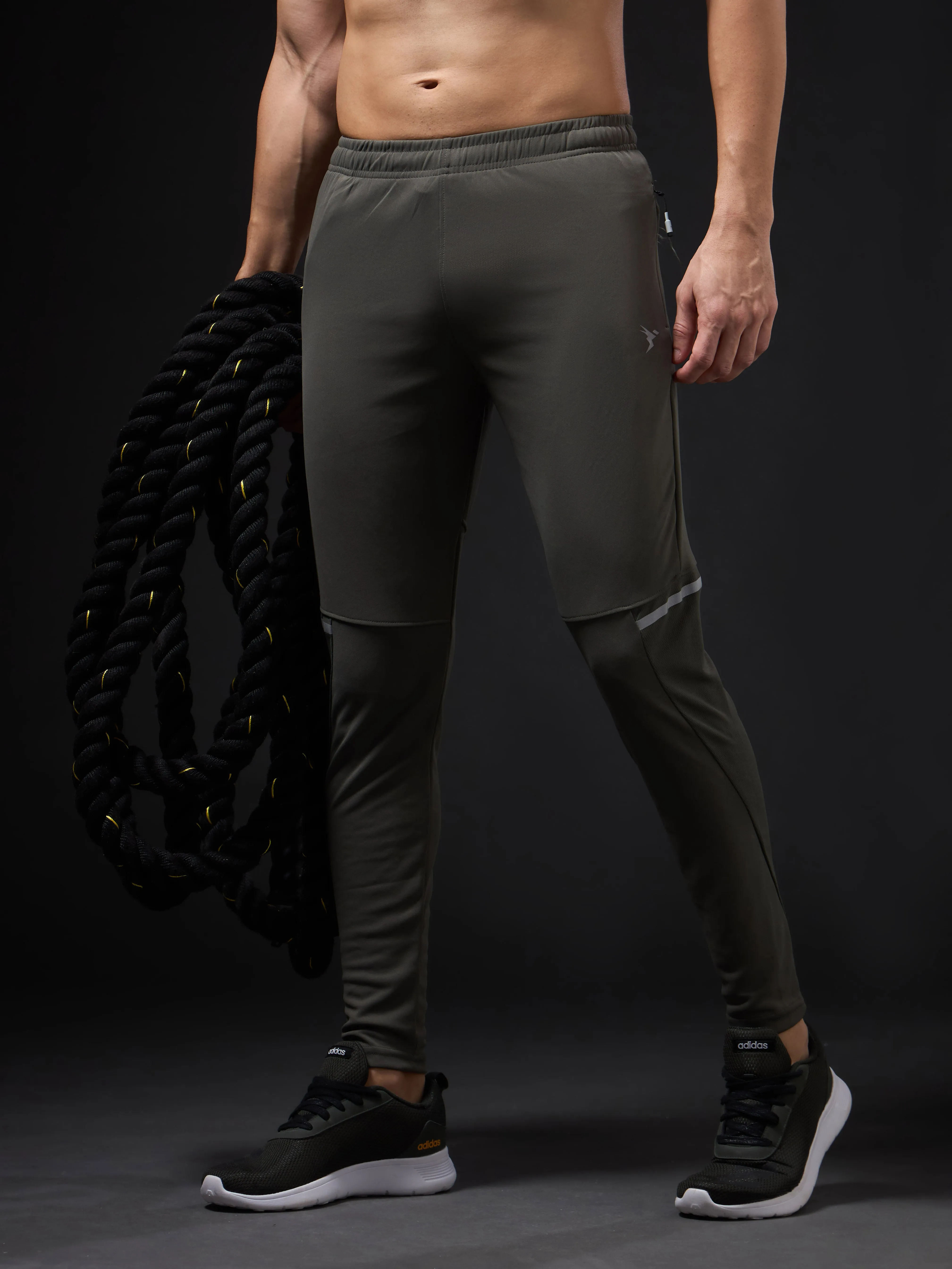 Casual Design Men Solid Slim Fit Trackpants with TECHNO DRY