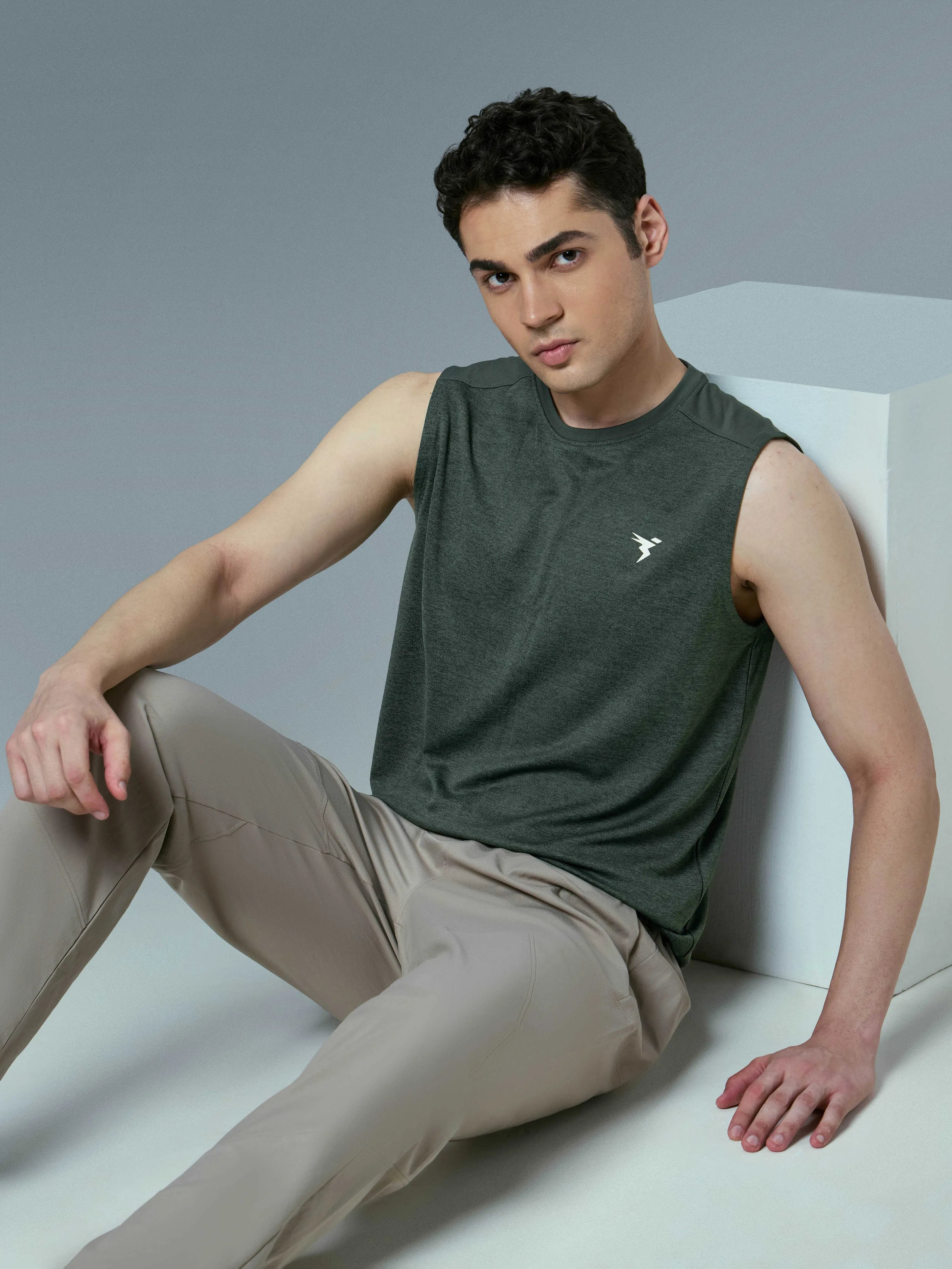 Men Melange Slim Fit Round Neck Sports Innerwear Vest with DOUBLE COOL Ventilated Back Panels technological breakthrough