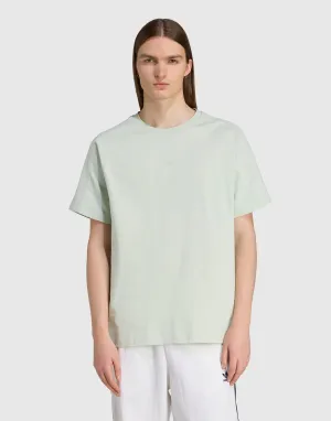 Premium Essentials T-Shirt Performance Fit polo neck