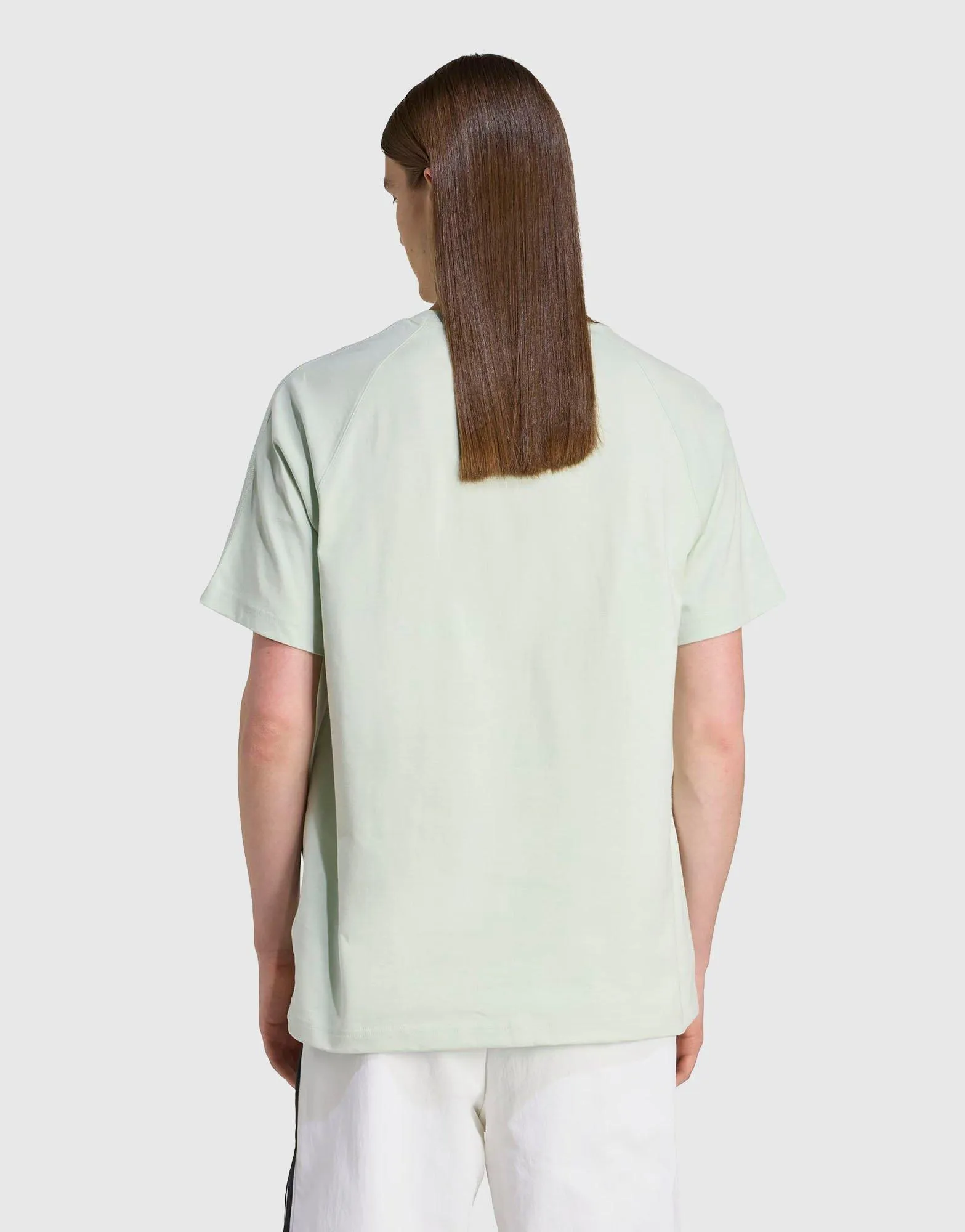 Premium Essentials T-Shirt Casual Layer Active Layer Fit