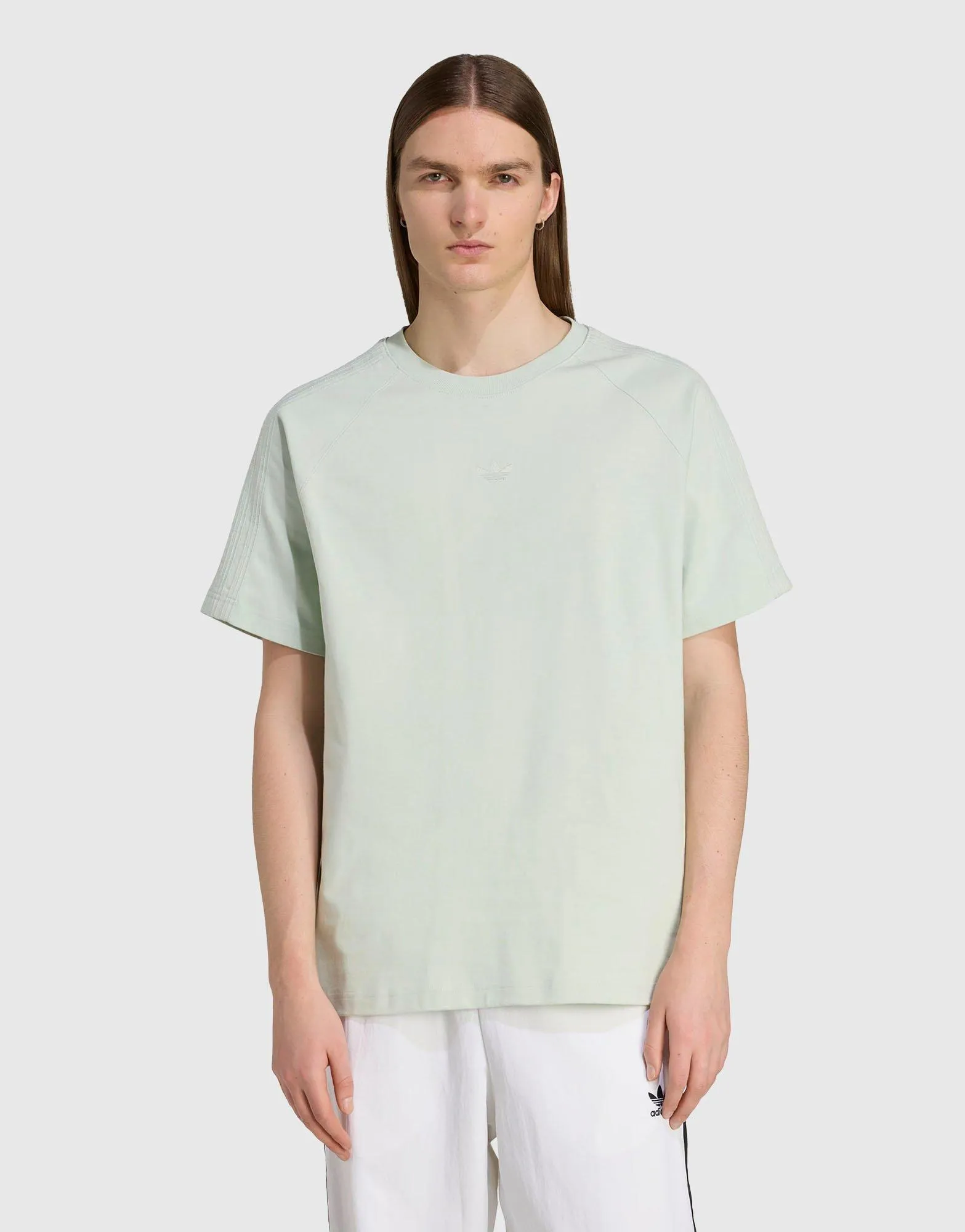 Premium Essentials T-Shirt Performance Fit polo neck