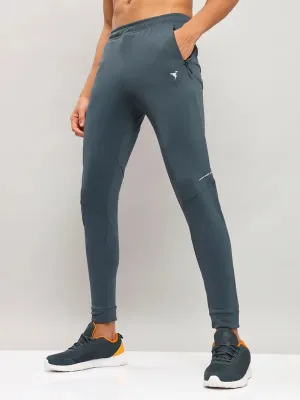Lightweight Cushioning Men Solid Slim Fit Trackpants with TECHNO DRY