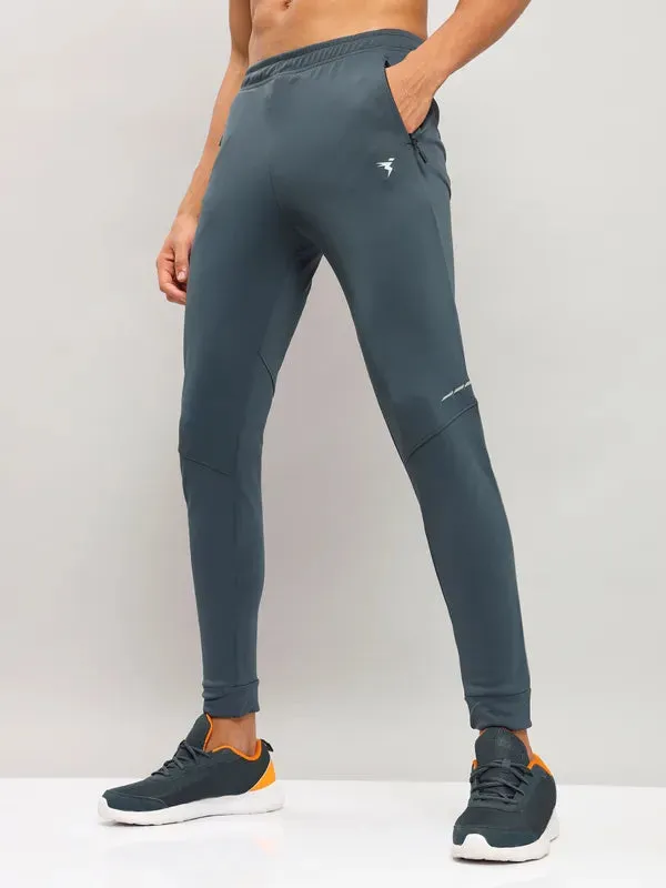 Lightweight Cushioning Men Solid Slim Fit Trackpants with TECHNO DRY
