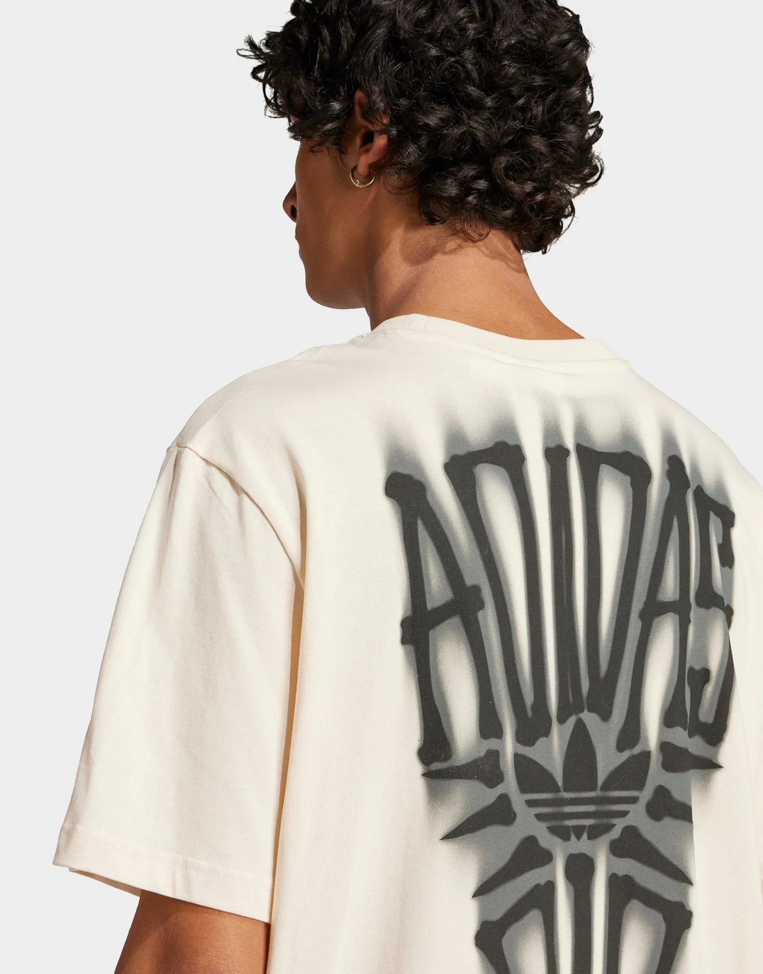 Skeleton Back T-Shirt easygoing look