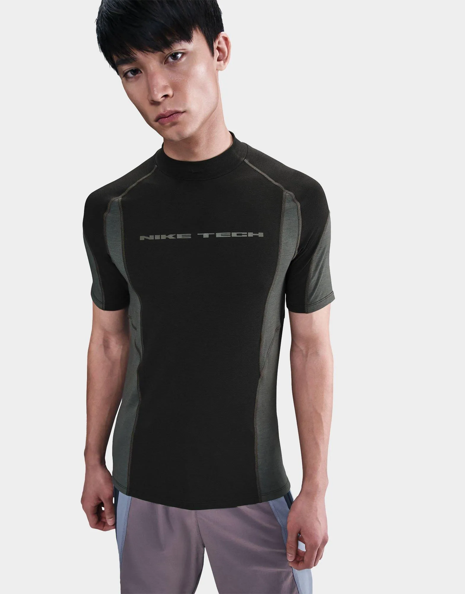 Effortless Style Dri-FIT Base Layer