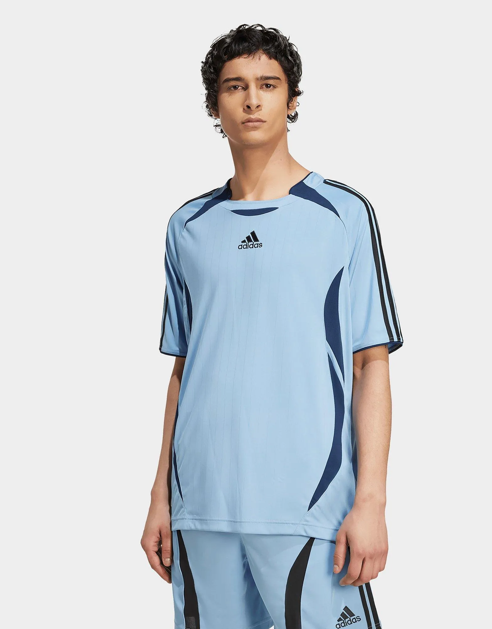 Functional Side Gussets Teamgeist Adicolor T-Shirt