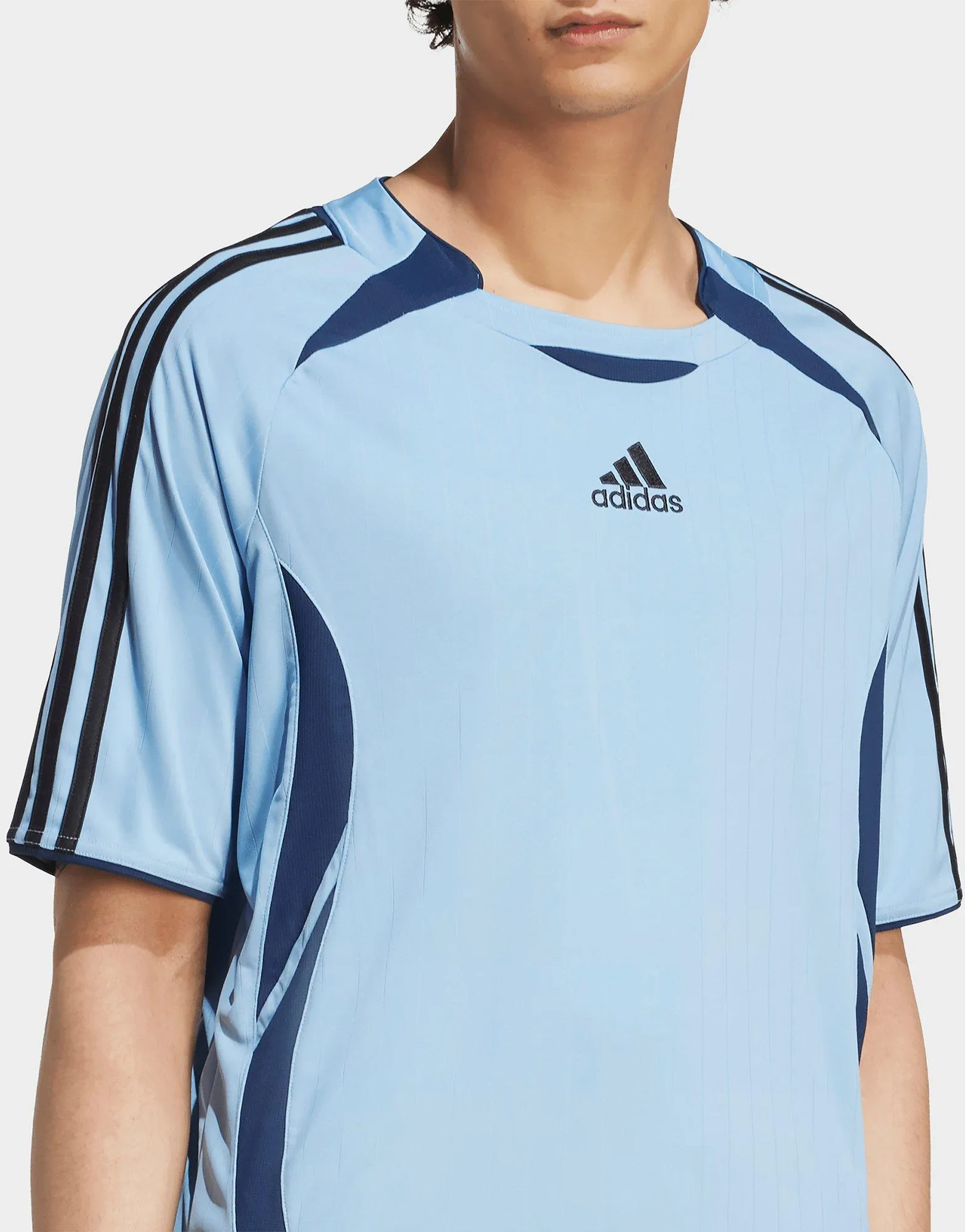Elegant Detail School Uniform Teamgeist Adicolor T-Shirt