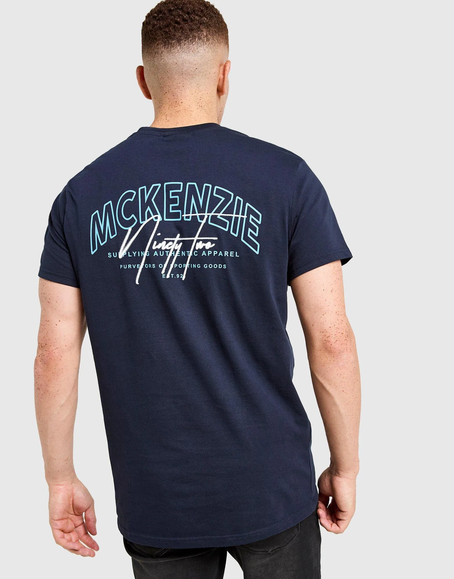 Men's masculinity Flexible Shoulder Seams Script T-Shirt