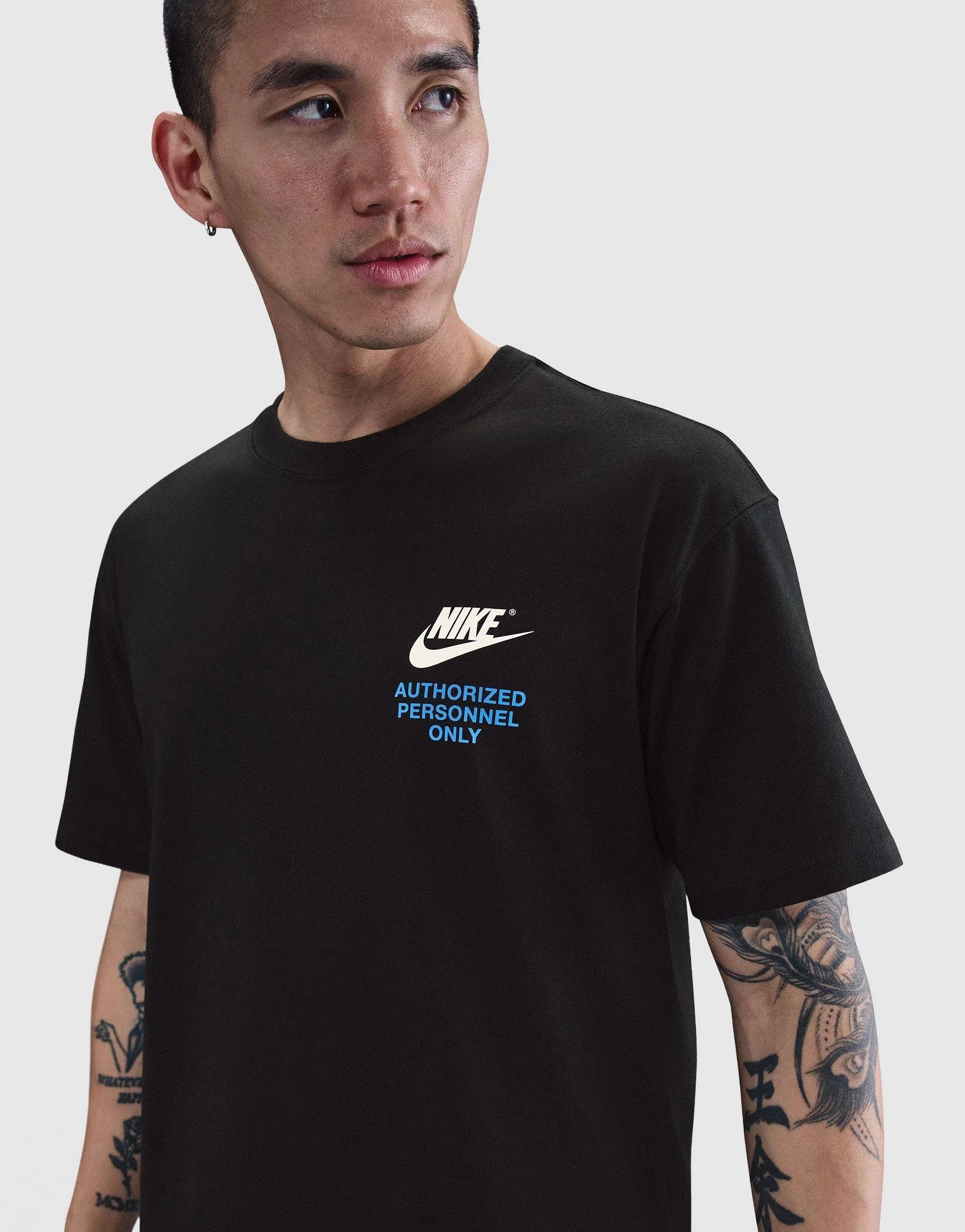 Outdoor Leisure Look Distressed Hem Finish Sportswear T-Shirt