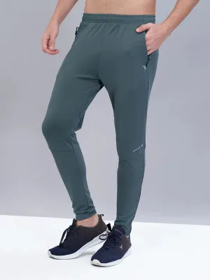 Comfortable Shoes Men Solid Slim Fit Trackpants with TECHNO DRY