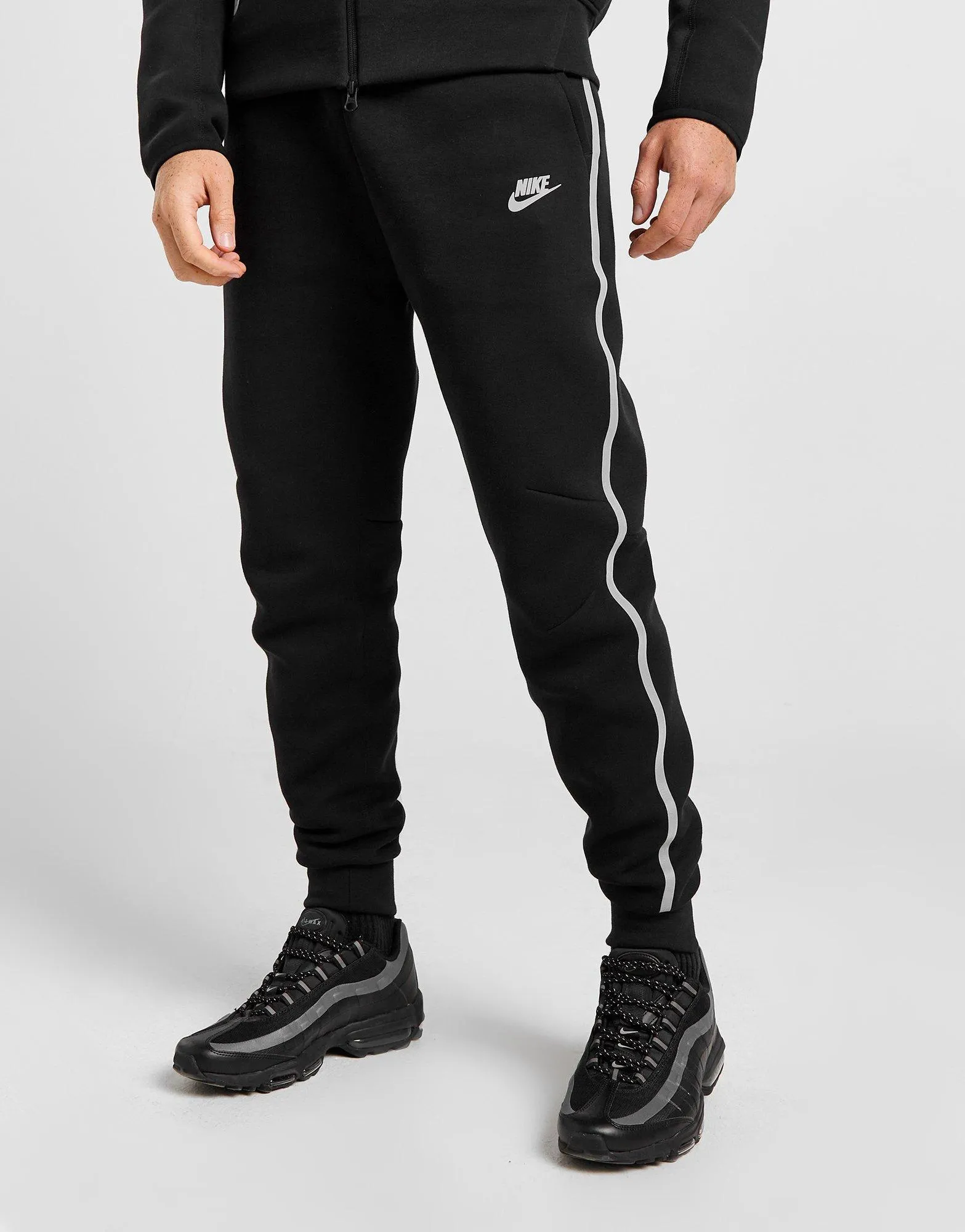 slim fit Lightweight Performance ????? ???? Tech Fleece Reflective | ?????