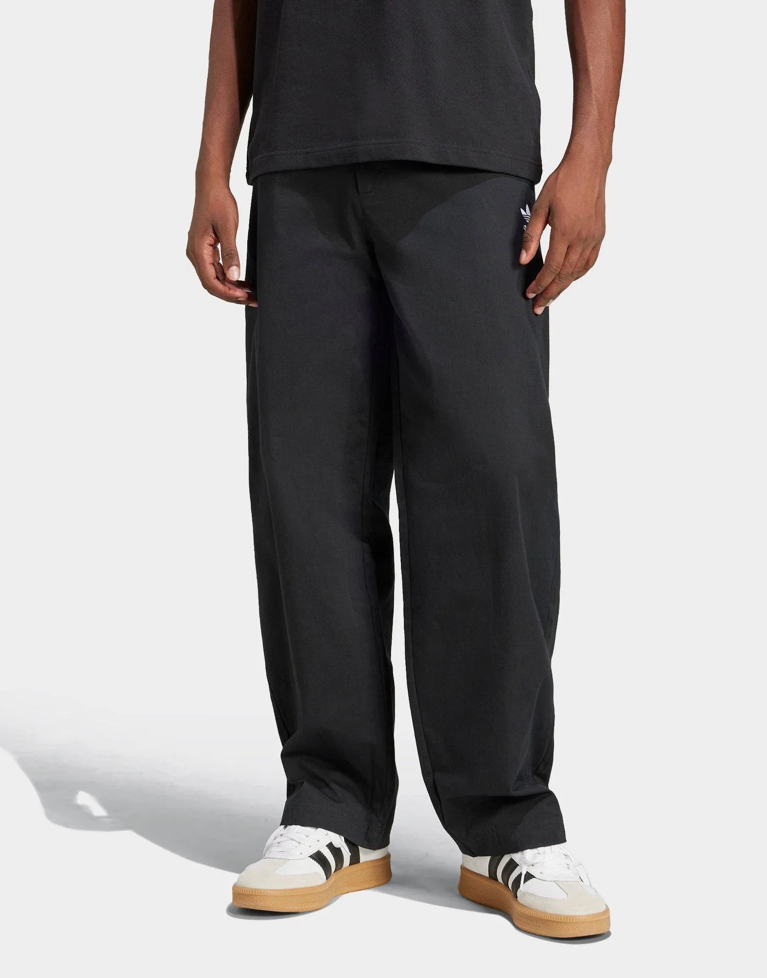 Active Movement Fit Lightweight Support Trefoil Essentials Chinos