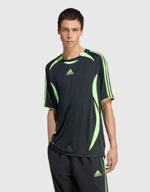 Non Restrictive Silhouette Comfy Look Wear Teamgeist Adicolor T-Shirt