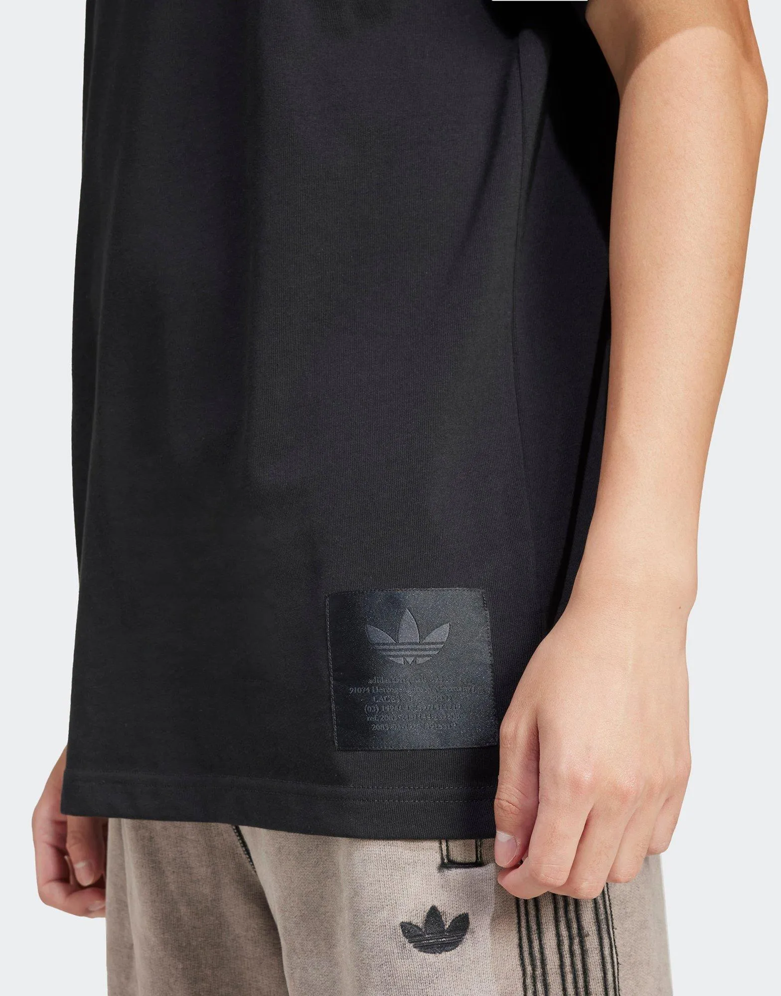 Quick Slip Holiday Outfit Style Fashion Label Graphic T-Shirt