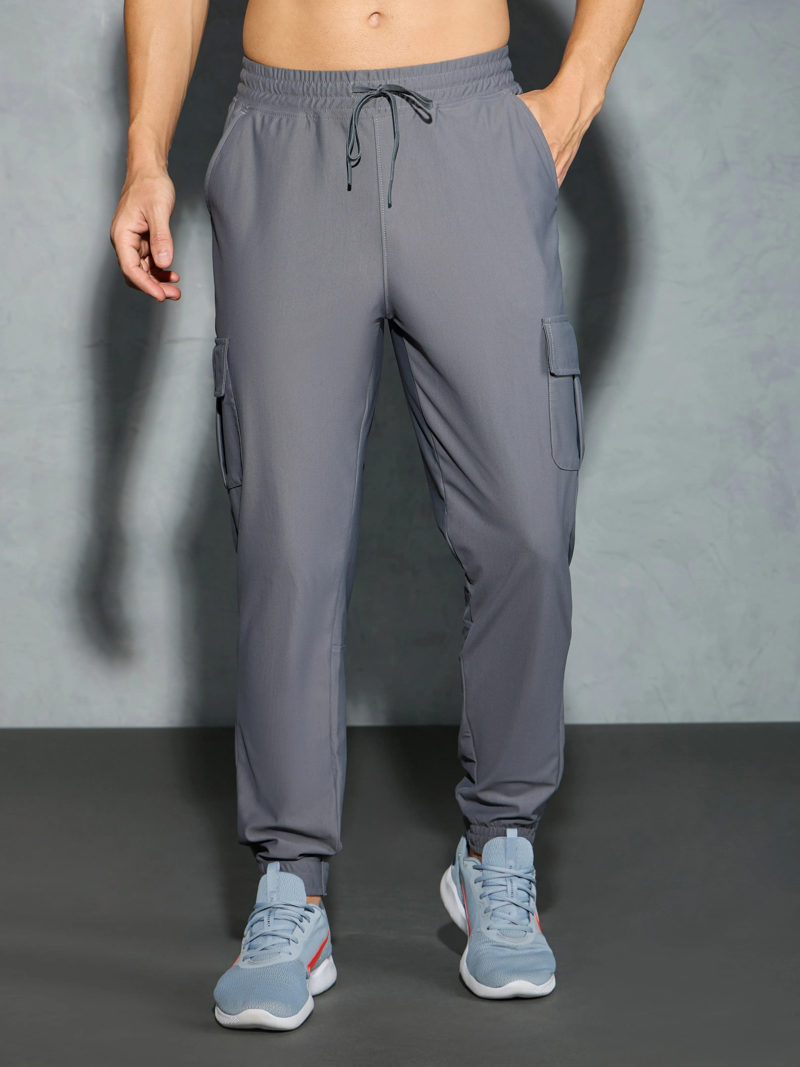 Men Solid Slim Fit Cargo Joggers with DURACOOL  Stretch Capris