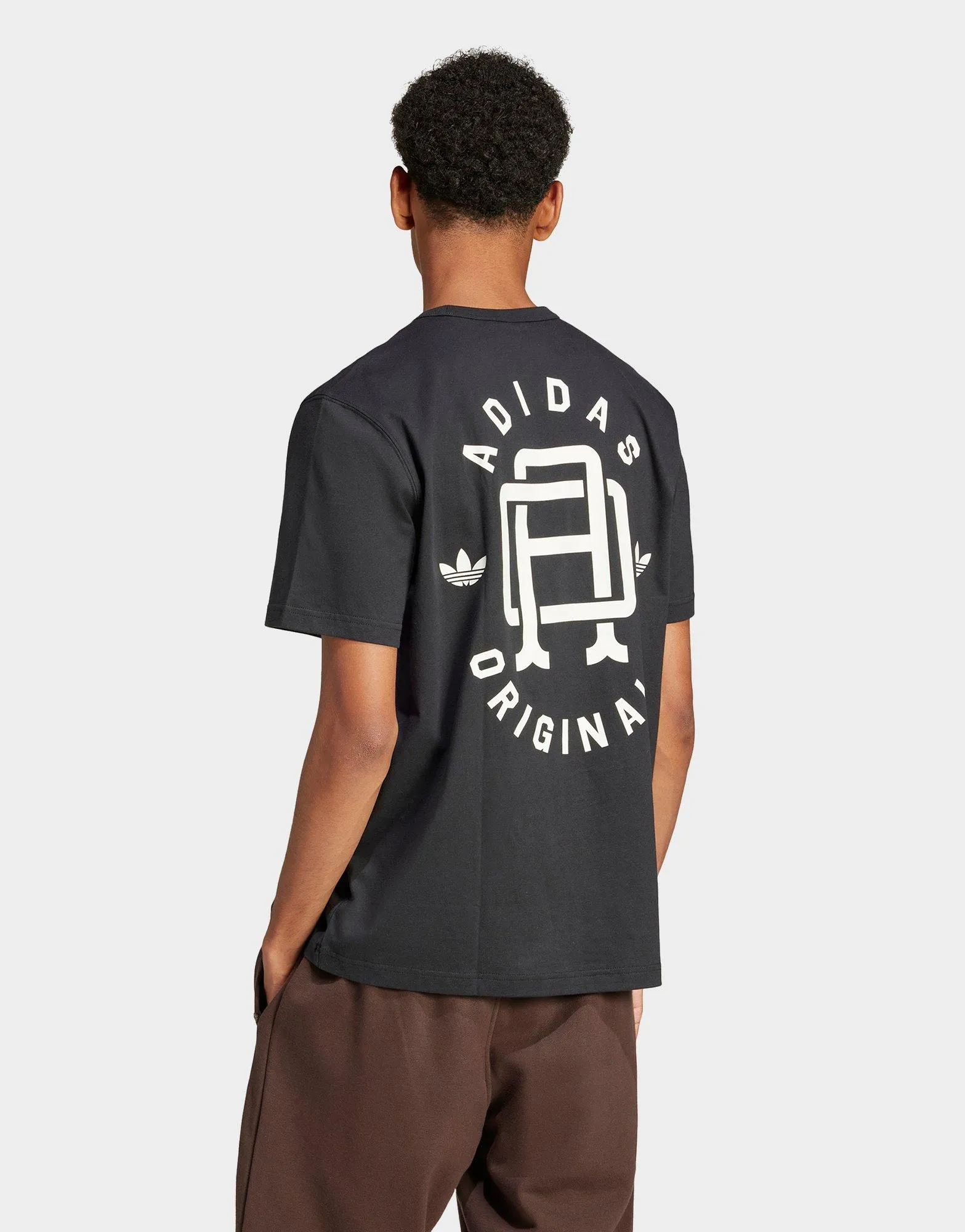 T-Shirt Subtle Embroidery Effortless Style