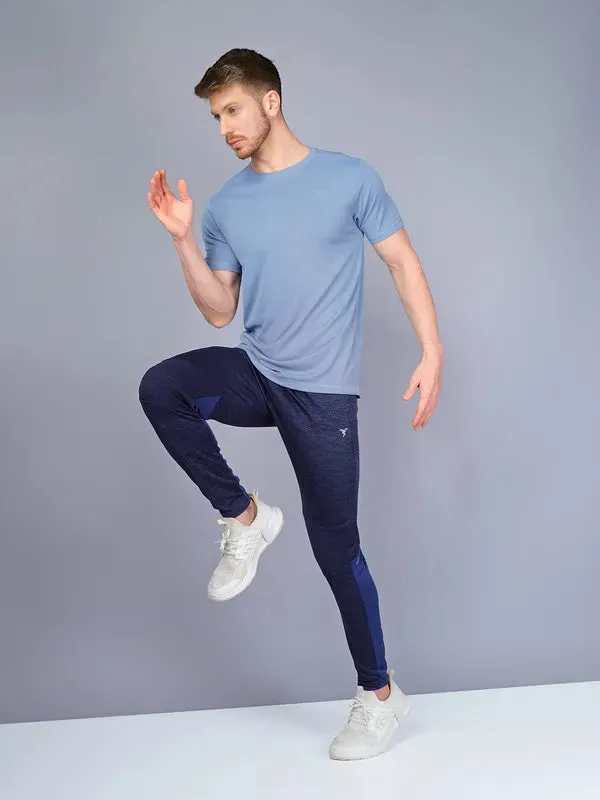 SeamlessLegOpenings Elastic Support Men Melange Slim Fit Trackpants with TECHNO GUARD