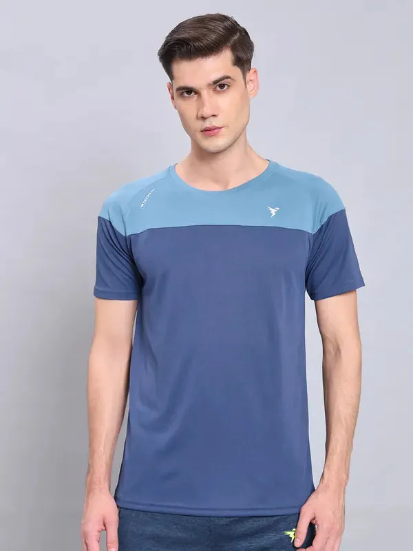 Men Colorblock Slim Fit Crew Neck T-shirt with TECHNO COOL  Classic Layering Fashion-Forward Look
