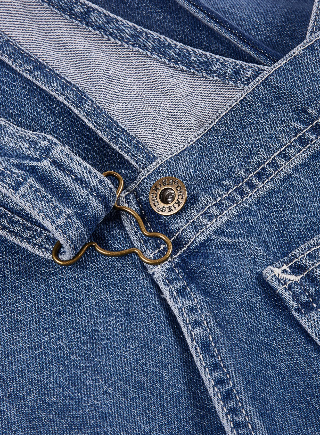 Dickies Salopette in Denim Classic Bib DK0A4XYACLB blue denim Fit Layer Utility Fit