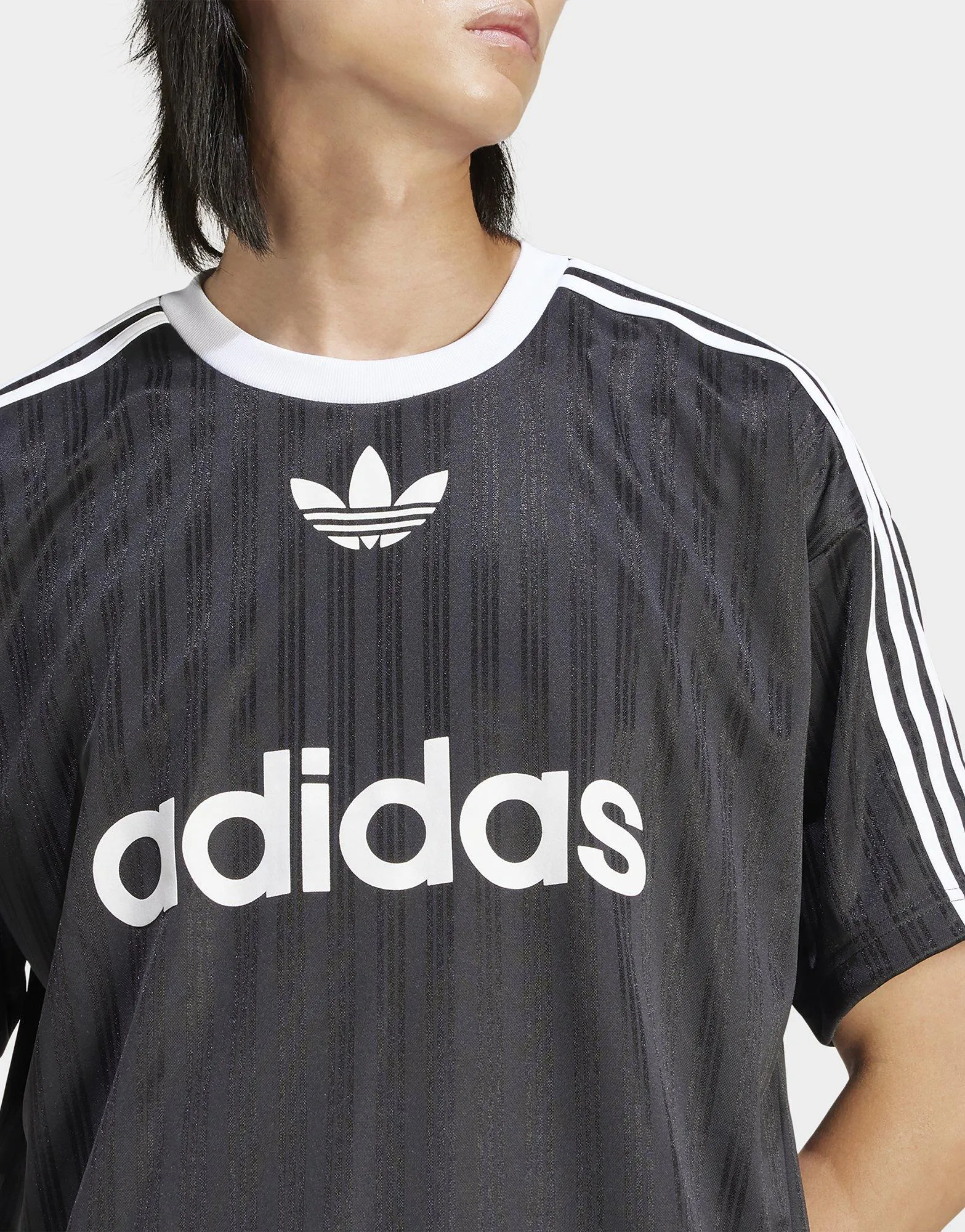 Weekend Wardrobe Adicolor T-Shirt